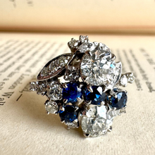 Load image into Gallery viewer, Diamond &amp; Sapphire Cluster RIng