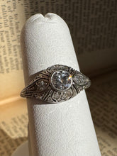 Load image into Gallery viewer, Platinum Art Deco Diamond Ring