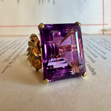 Load image into Gallery viewer, 18K Amethyst Cocktail Ring