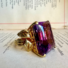 Load image into Gallery viewer, 18K Amethyst Cocktail Ring