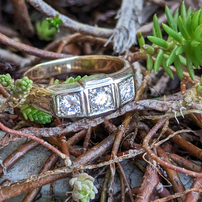 14k Yellow Gold Men's Triple Diamond Ring