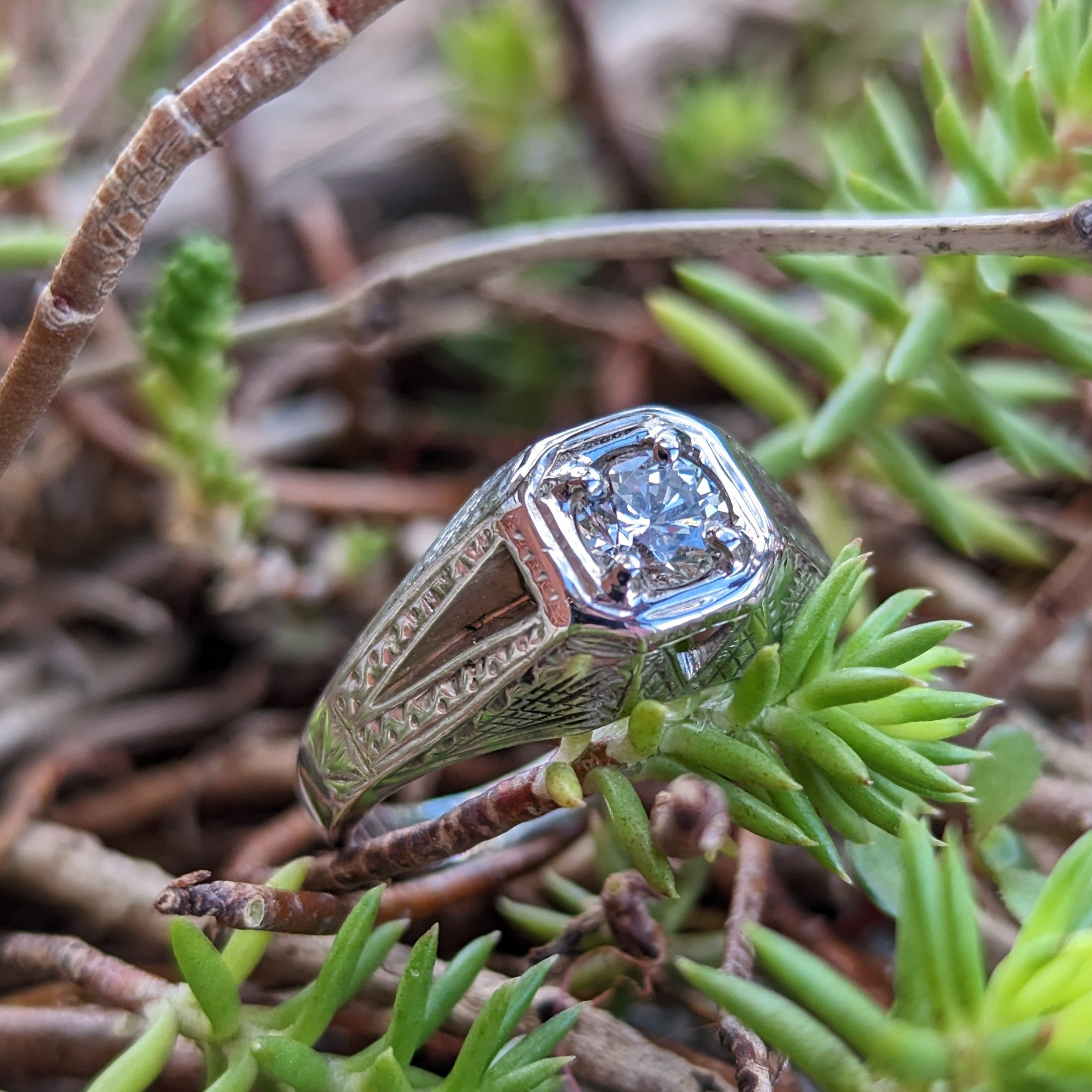 Art deco 18k diamond ring Clearance