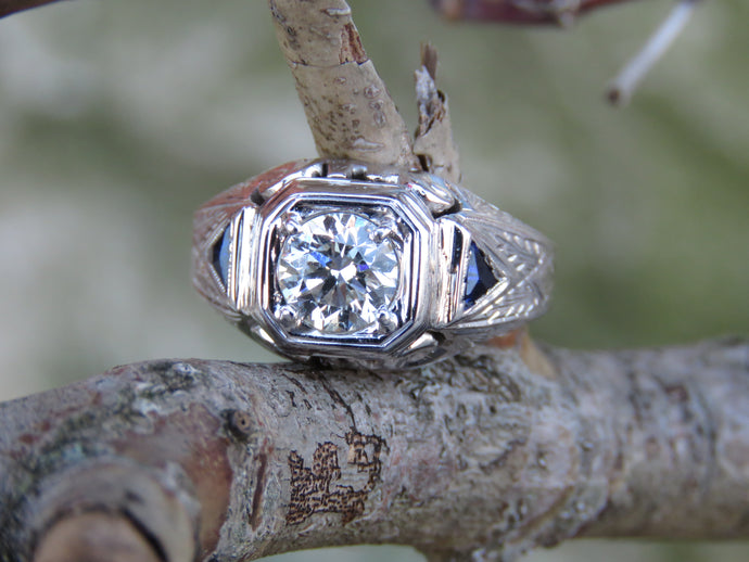 18k White Gold Brilliant Cut Diamond Ring in Edwardian Setting